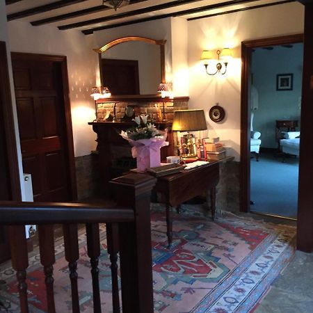 温纳殊Tudor Place住宿加早餐旅馆 外观 照片