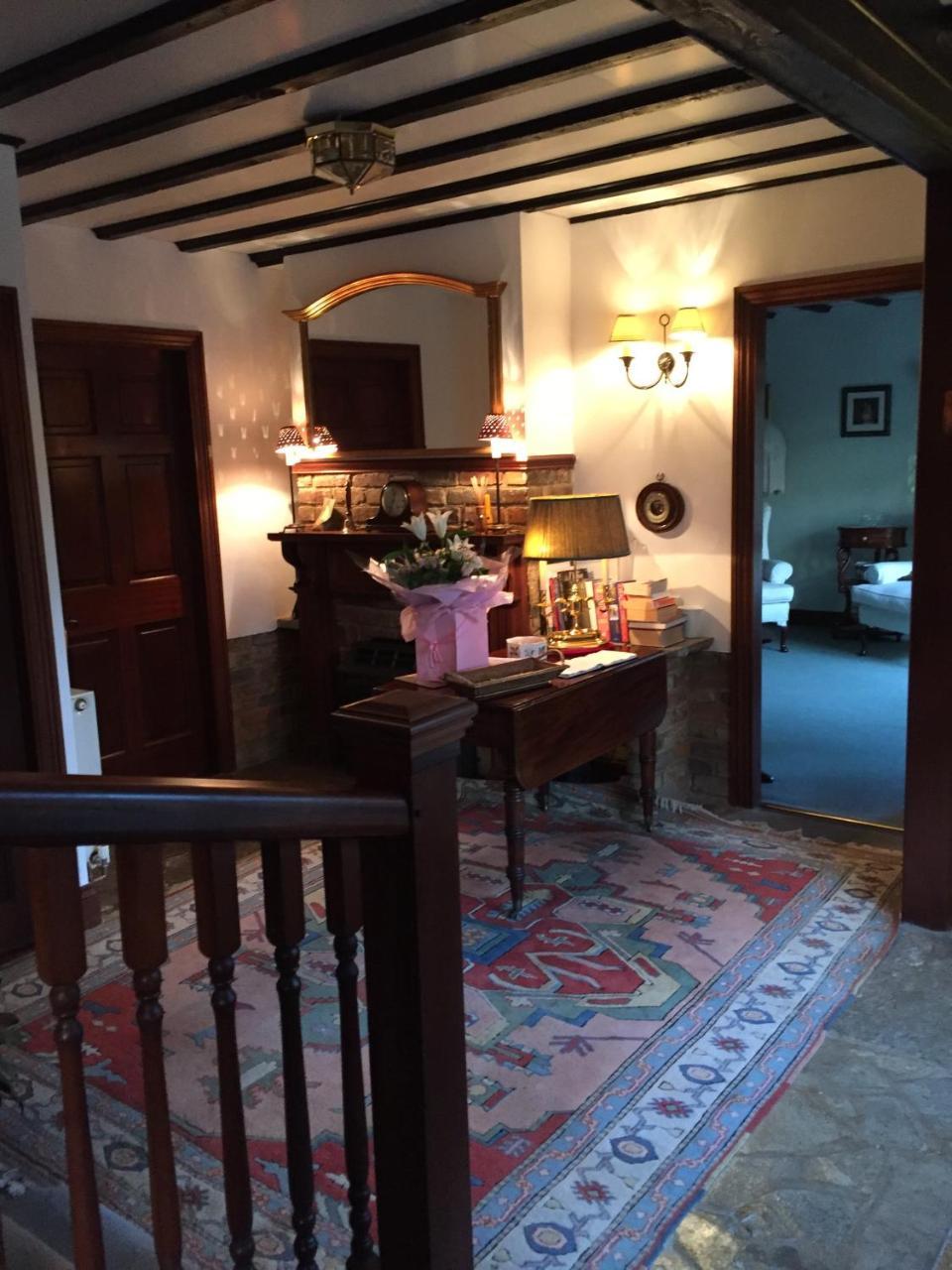 温纳殊Tudor Place住宿加早餐旅馆 外观 照片